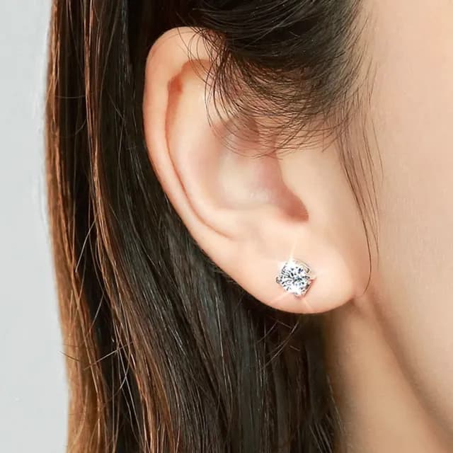【巴黎精品】現貨+預購 莫桑石耳環925純銀耳針(1ct經典牛頭款簡約時尚女飾品a1co54)