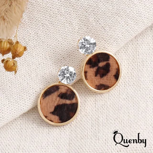 【Quenby】時尚秋冬豹紋閃鑽百搭毛絨耳環/耳針(耳針/飾品/配件) - momo購物網 - 好評推薦 -