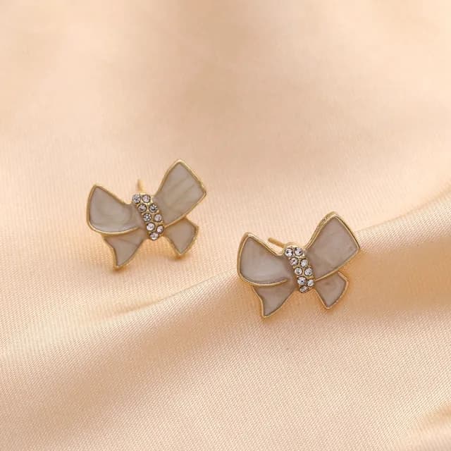 【Golicc】耳環 韓國 蝴蝶結(七夕 情人節 生日 飾品 耳釘 耳飾 耳墜 禮物)