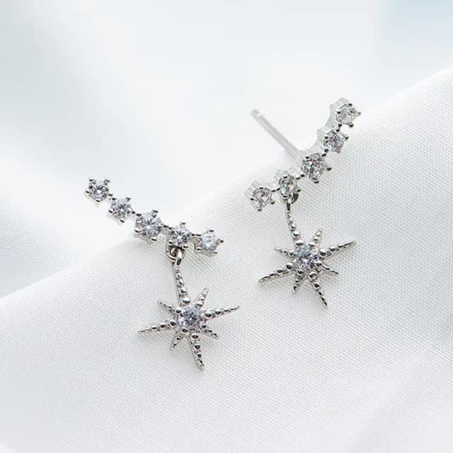 【HaNA 梨花】夜空裡最亮的星．光點鑽石雪花耳環(針式 耳環 耳飾 耳圈 耳釘)