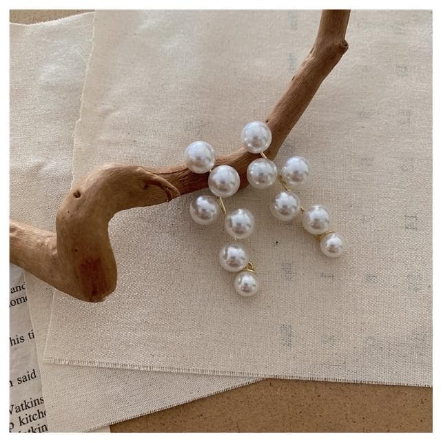 【HaNA 梨花】韓國奢華寶貝．誇張珍珠葡萄耳環(針式 耳環 耳飾 耳圈 耳釘)
