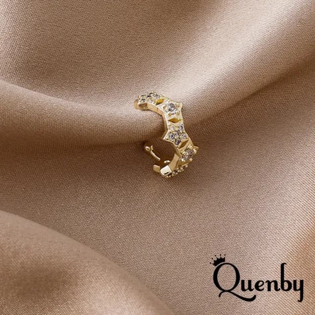 【Quenby】璀璨星芒排鑽設計耳骨夾(耳扣/飾品/配件) - momo購物網 - 好評推薦 -