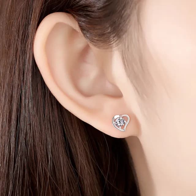 【米蘭精品】現貨+預購 莫桑鑽耳環925純銀耳針(0.3ct鏤空愛心聖誕節情人節生日交換禮物女飾品73yk83)