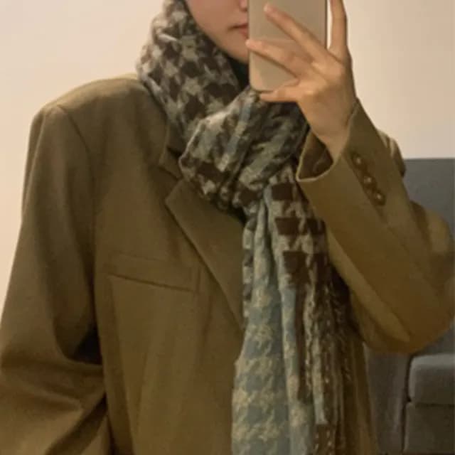 【La Morongo 樂木嚴選】秋冬氣質千鳥格流蘇圍巾一件(秋冬 圍巾 加厚 保暖 氣質)