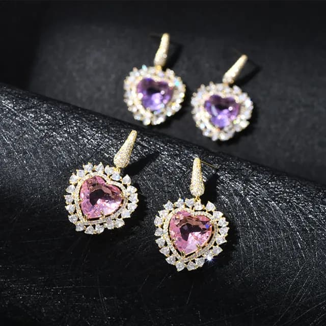 【VERDNIA】彩色鋯石925純銀針愛心造型耳環(歐美時尚潮流女飾品 淡金色耳飾耳針耳墜耳釘)