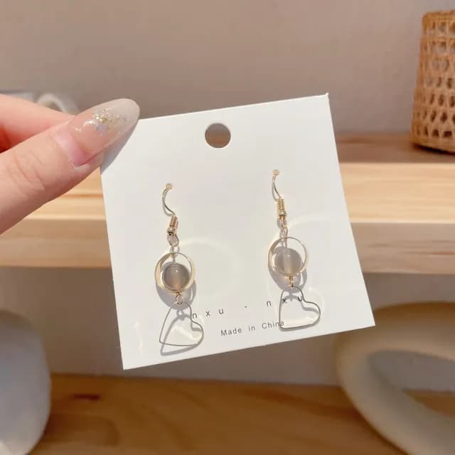 【Golicc】耳環 韓國 時尚感 心型(七夕 情人節 生日 飾品 耳釘 耳飾 耳墜 禮物)
