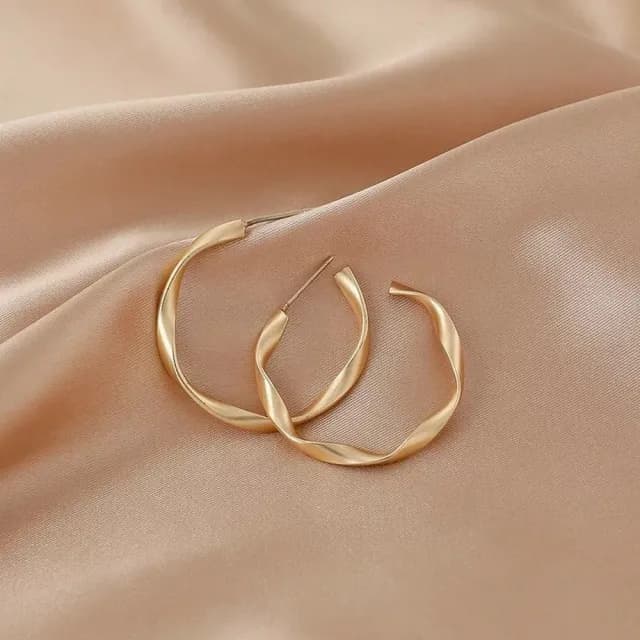 【Golicc】耳環 歐美 誇張 大C(七夕 情人節 生日 飾品 耳釘 耳飾 耳墜 禮物)