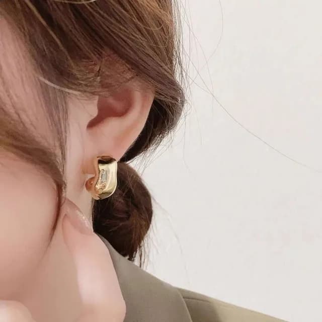 【Golicc】耳環 不規則 金屬感 C型(七夕 情人節 生日 飾品 耳釘 耳飾 耳墜 禮物)