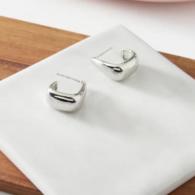 【Golicc】耳環 不規則 金屬感 C型(七夕 情人節 生日 飾品 耳釘 耳飾 耳墜 禮物)