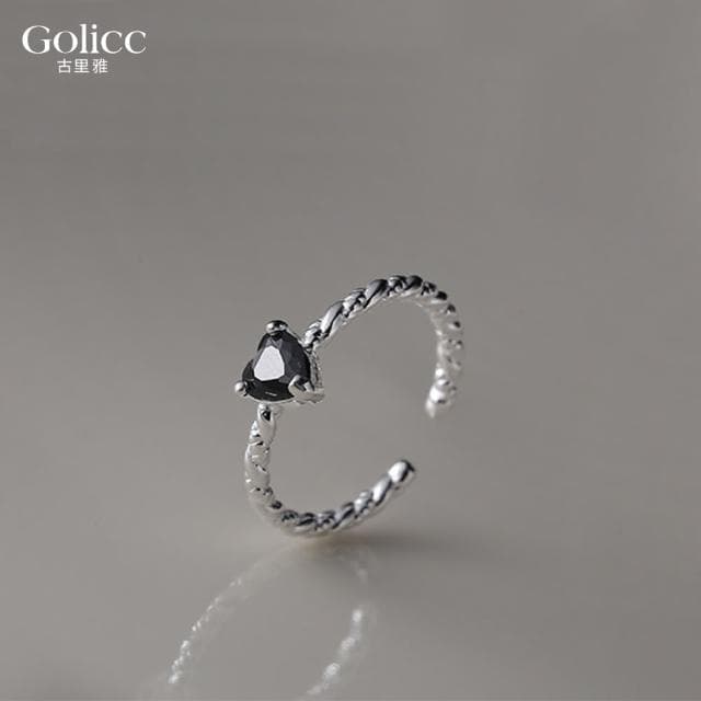 【Golicc】戒指 黑色 鋯石 愛心麻花(母親節 生日 情人節 造型戒 食指戒 尾戒 禮物)