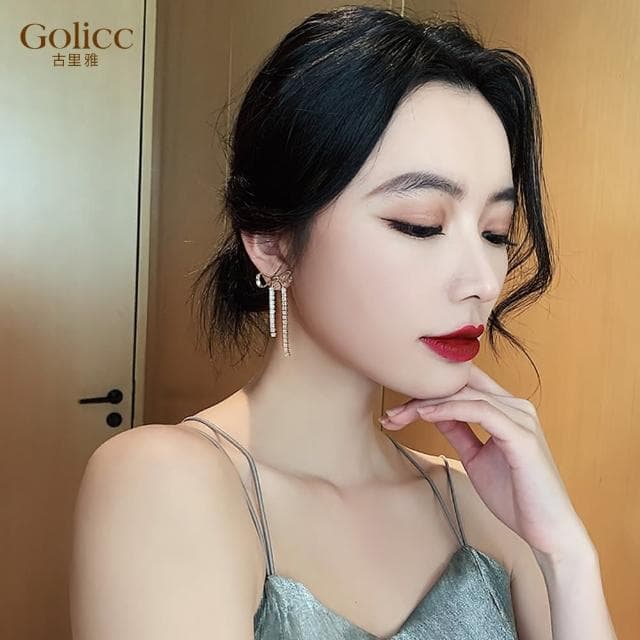 【Golicc】耳環 蝴蝶結 長款 流蘇(母親節 生日 情人節 飾品 耳釘 耳飾 耳墜 禮物)