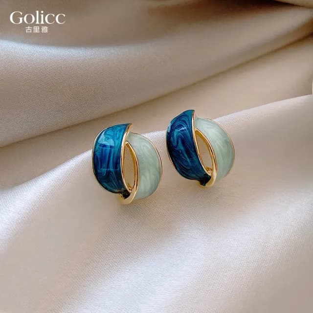 【Golicc】耳環 弧形 交錯(99購物限定 生日 飾品 耳釘 耳飾 耳墜 禮物)