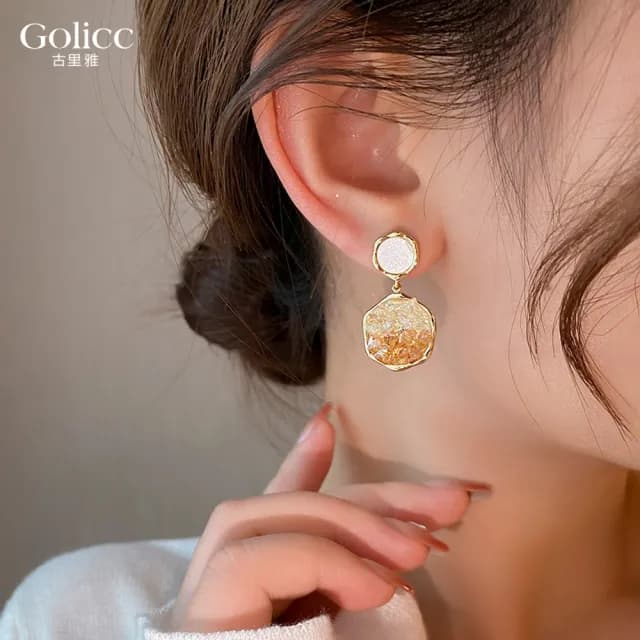 【Golicc】耳環 韓版 漸變 水晶(七夕 情人節 生日 飾品 耳釘 耳飾 耳墜 禮物)