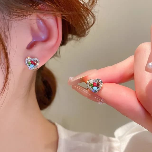 【Golicc】耳環 韓版 煥彩 愛心(99購物限定 生日 飾品 耳釘 耳飾 耳墜 禮物)