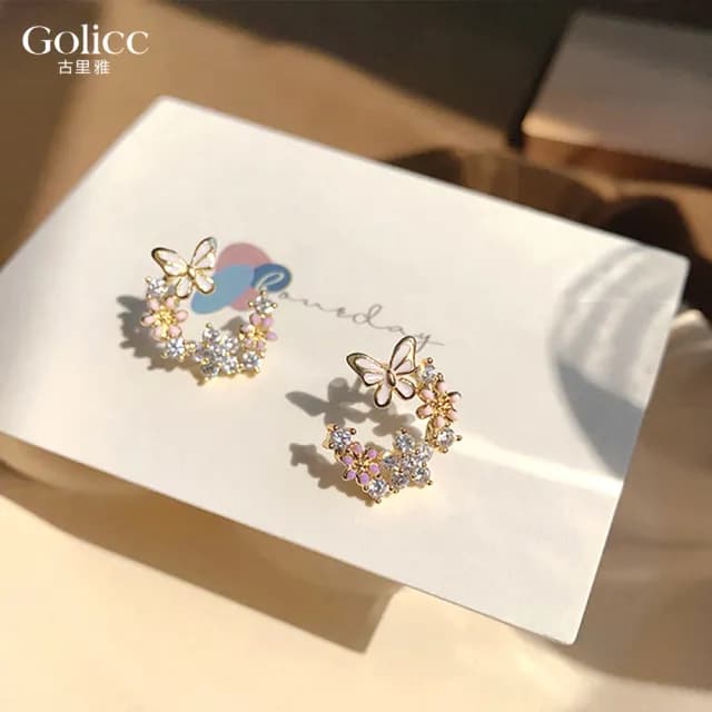 【Golicc】耳環 韓國 蝴蝶 鑲鑽 花朵(99購物限定 生日 飾品 耳釘 耳飾 耳墜 禮物)