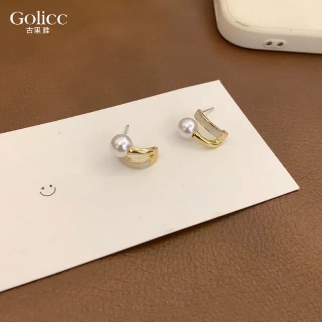 【Golicc】耳環 韓國 C型 珍珠(七夕 情人節 生日 飾品 耳釘 耳飾 耳墜 禮物)