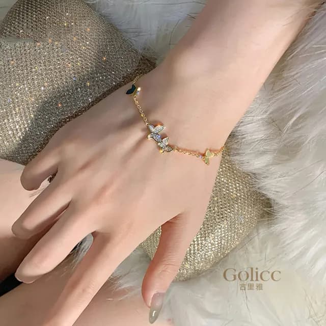 【Gulicc】手鍊 日韓 時尚 鑲鑽 蝴蝶(雙11 聖誕節 生日 手環 手繩 首飾 飾品 禮物)