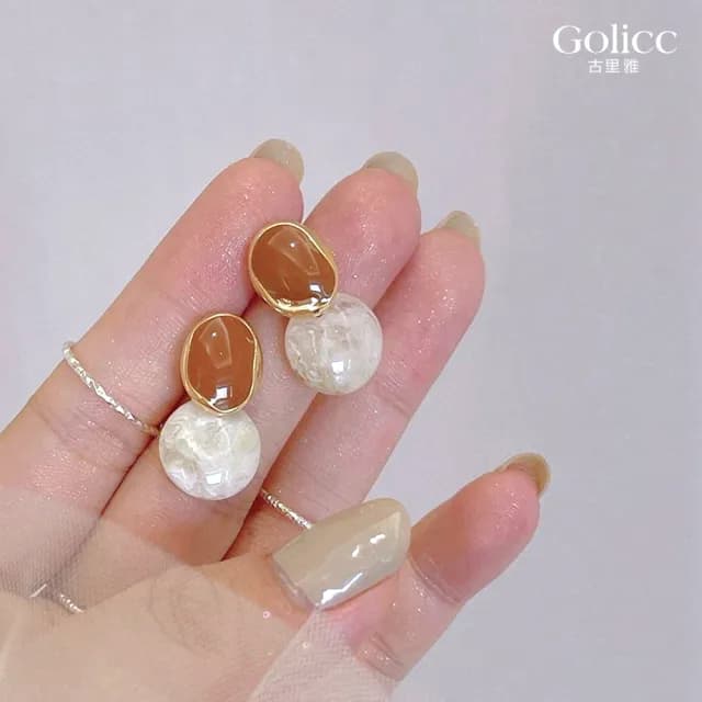 【Golicc】耳環 氣質 復古 圓形(99購物限定 生日 飾品 耳釘 耳飾 耳墜 禮物)