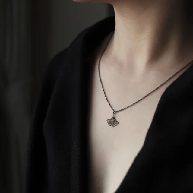 【moorigin】銀杏項鍊 XS(醫療鋼不過敏 可戴著洗澡 項鍊 共三色)交換禮物/聖誕禮物/送禮