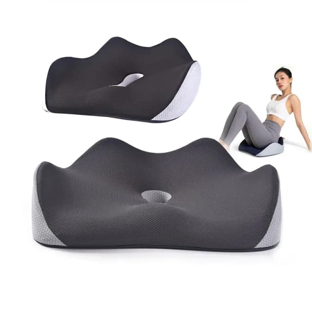 【Kyhome】慢回彈記憶棉坐墊 減壓坐墊 美臀護腰 辦公室椅墊 交換禮物