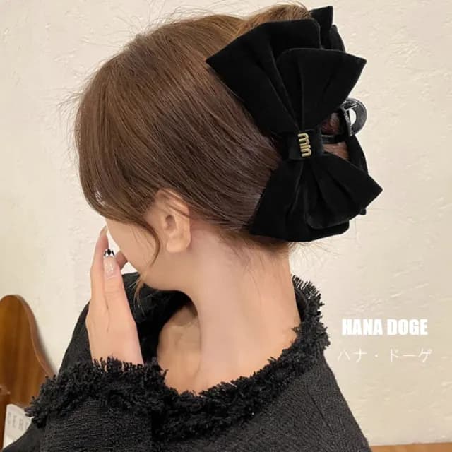 【HANA DOGE ハナ・ドーゲ】絕美古典小香風輕奢感浪漫絲絨蝴蝶結鯊魚夾髮夾(聖誕節禮物.交換禮物)