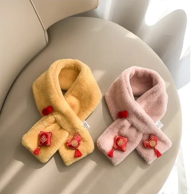 【橘魔法】福氣祥雲立體毛絨保暖圍脖(大紅 圍巾 過年 新年 寒流 配件 兒童 女童 男童 童裝 保暖 交換禮物)