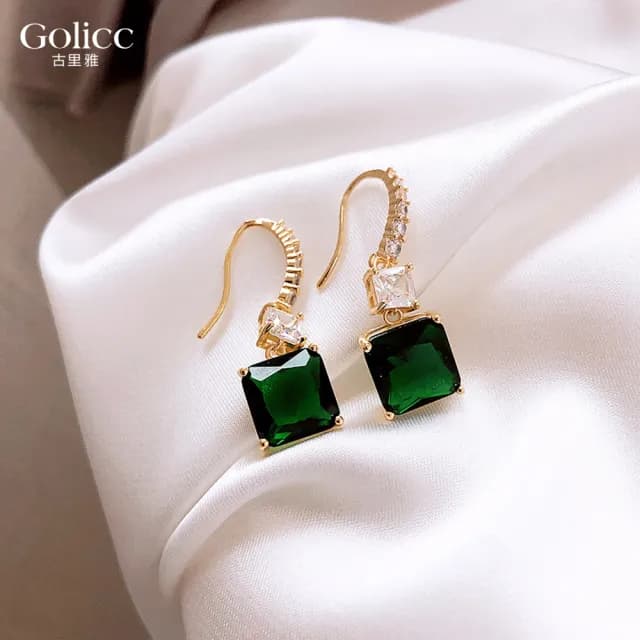 【Golicc】耳環 輕奢 祖母綠 方形(七夕 情人節 生日 飾品 耳釘 耳飾 耳墜 禮物)