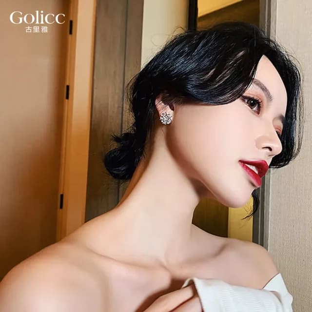 【Golicc】小巧 雪花 耳環(99購物限定 生日 飾品 耳釘 耳飾 耳墜 禮物)