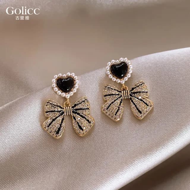 【Golicc】耳環 珍珠 蝴蝶結(七夕 情人節 生日 飾品 耳釘 耳飾 耳墜 禮物)