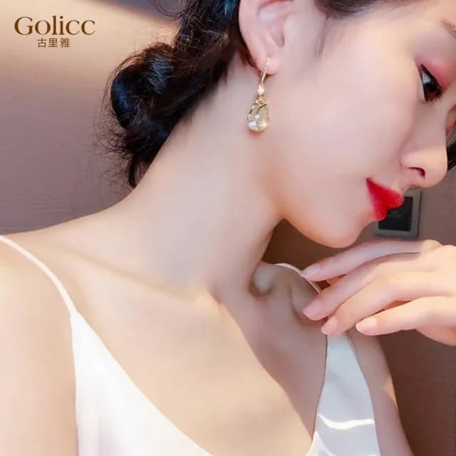 【Golicc】耳環 韓版 鬱金香 花朵(七夕 情人節 生日 飾品 耳釘 耳飾 耳墜 禮物)