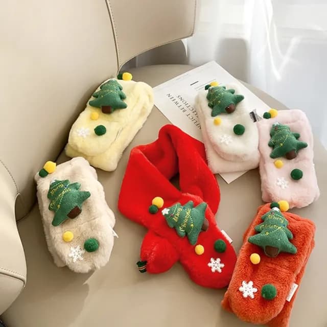 【橘魔法】聖誕樹公仔保暖毛絨圍脖(圍巾 聖誕節 耶誕節 大紅 寒流 配件 兒童 女童 男童 童裝 交換禮物)