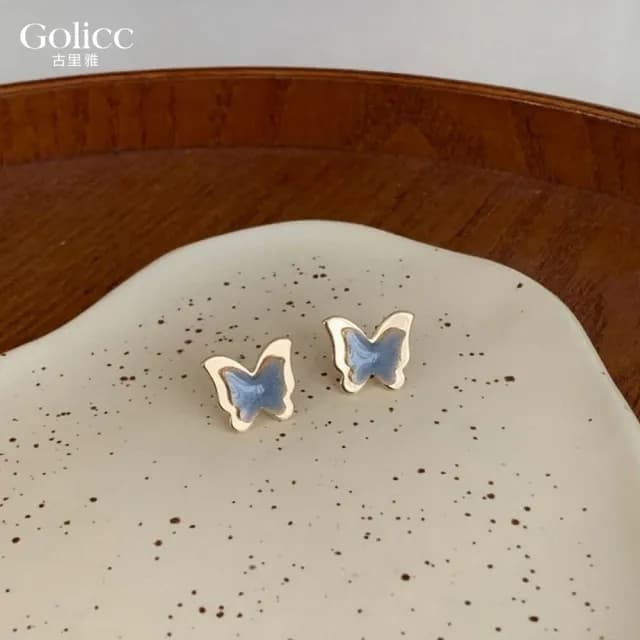 【Golicc】耳環 立體 藍色 蝴蝶(七夕 情人節 生日 飾品 耳釘 耳飾 耳墜 禮物)