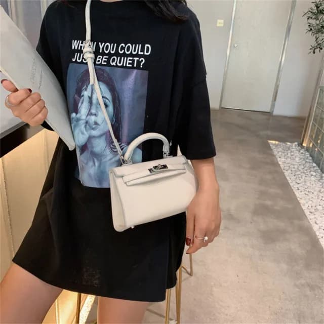 【LEESA】情人節禮物 品質好\包包女\女生包包\鎖頭包\22\手包\側背包\斜背包\女生單肩包\女士包包\時尚包\
