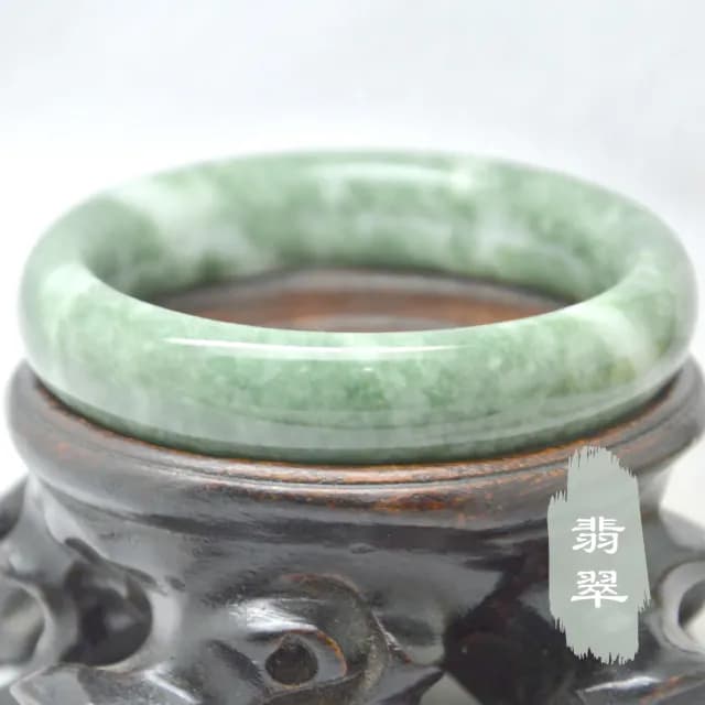 【飾品配件】飄花天然翡翠玉石手鐲(手飾 手環 玉鐲 青玉 送禮 禮品 長輩 配件 保平安)