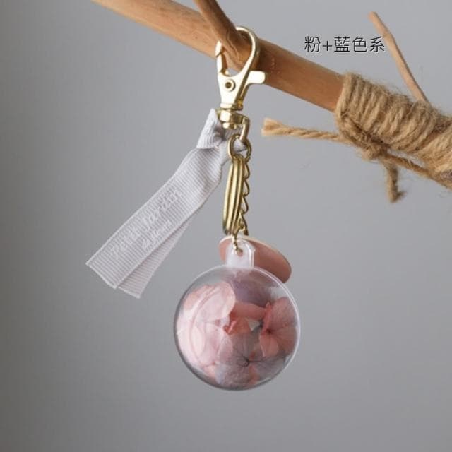 【乾燥花小花園手作花藝】永生花瓣鑰匙圈 附透明盒(婚禮小物 情人節禮物 畢業禮物 生日禮物)