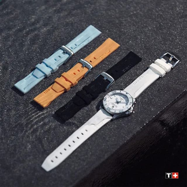 【TISSOT 天梭 官方授權】Seastar 1000 海洋之星300米潛水女錶 搭贈白色矽膠帶 送禮 推薦(T1202101101100)