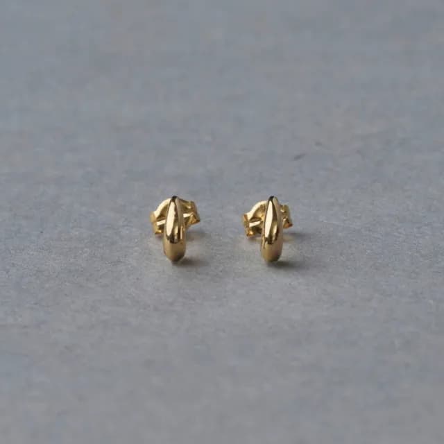 【ete】K10YG 優雅小巧水滴耳環(金色)