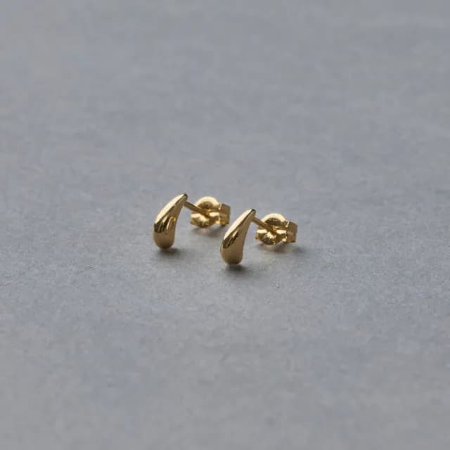【ete】K10YG 優雅小巧水滴耳環(金色)