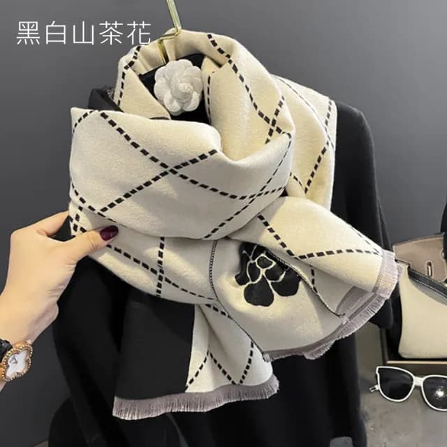 【HaNA 梨花】韓國几何黑白羊絨法式香頌長圍巾(圍脖 脖圍 圍巾)