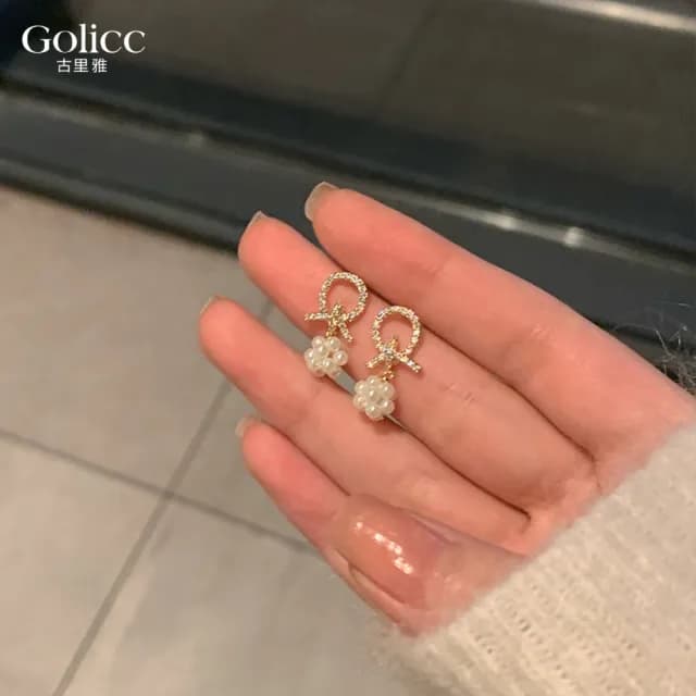 【Golicc】耳環 輕奢鑲鑽 珍(99購物限定 生日 飾品 耳釘 耳飾 耳墜 禮物)