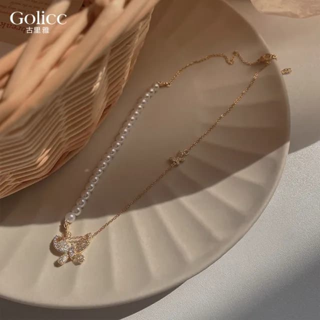 【Gulicc】項鍊 輕奢 珍珠蝴蝶 鑲鑽氣質 鎖骨鍊(雙11 聖誕節 生日 鎖骨鍊 項鍊 飾品 禮物)