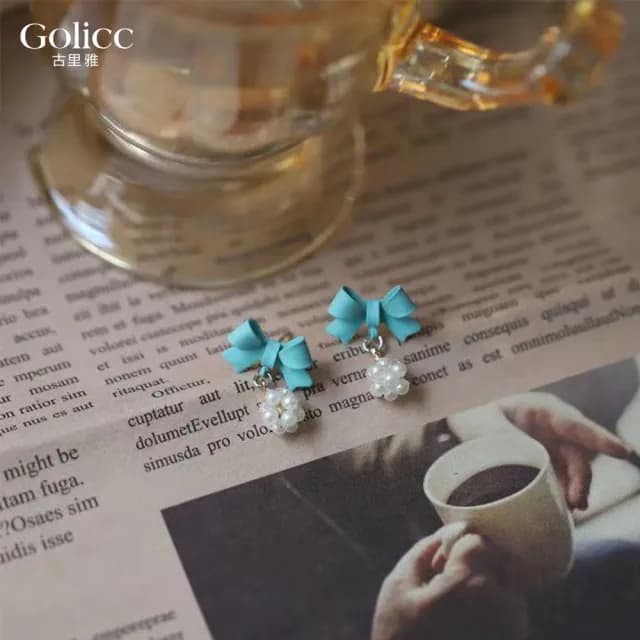 【Golicc】耳環 可愛珍珠 蝴蝶結 銀針耳環(七夕 情人節 生日 飾品 耳釘 耳飾 耳墜 禮物)