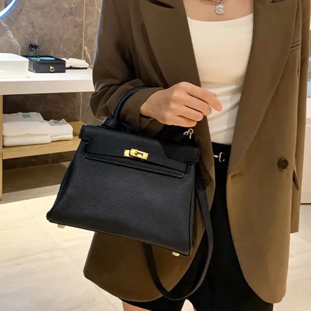 【LEEHER】情人節禮物 女生/包包/鎖頭包/皮革包包/斜背包女生/女生側背包/女士包包/韓國包包/百搭包包/精品