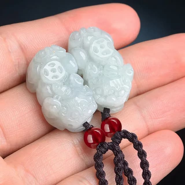 【Paiya 派亞】緬甸A貨翡翠小號金錢貔貅玉石吊墜挂件皮丘男女玉佩玉器(過節送禮/交換禮物)