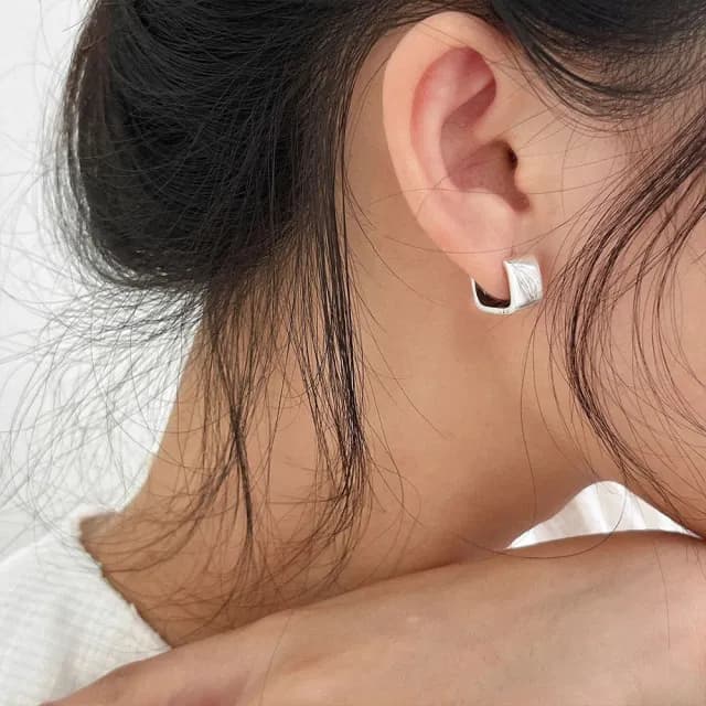 【KT DADA】包包 純銀耳扣 耳環 圈圈耳環 易扣耳環 情人節禮物 女孩生日禮物 女友禮物 s925 復古女耳