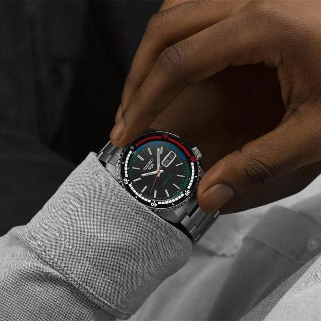 【SEIKO 精工】霹靂舞國手 孫振配戴款 5 Sports 55周年SKX機械錶 母親節 送禮 禮物(SRPK13K1/4R36-15D0D)