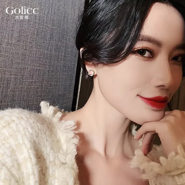 【Golicc】耳環 法式 復古 鑲鑽(雙11 聖誕節 生日 飾品 耳飾 耳墜 禮物)