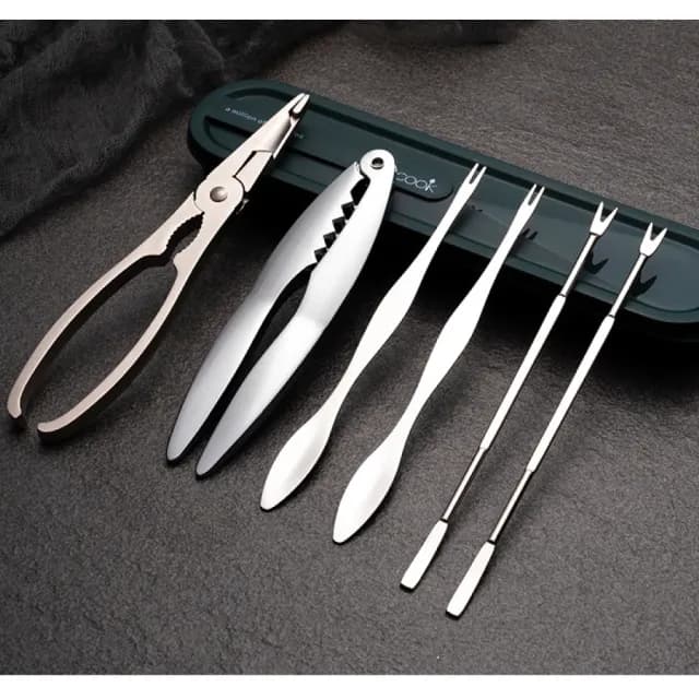 【蟹鬥】豪華版304不鏽鋼吃蟹工具6件套-附收納盒(大閘蟹 蟹針 蟹夾 螃蟹鉗 蟹勺 蟹剪 挖勺子 餐具)