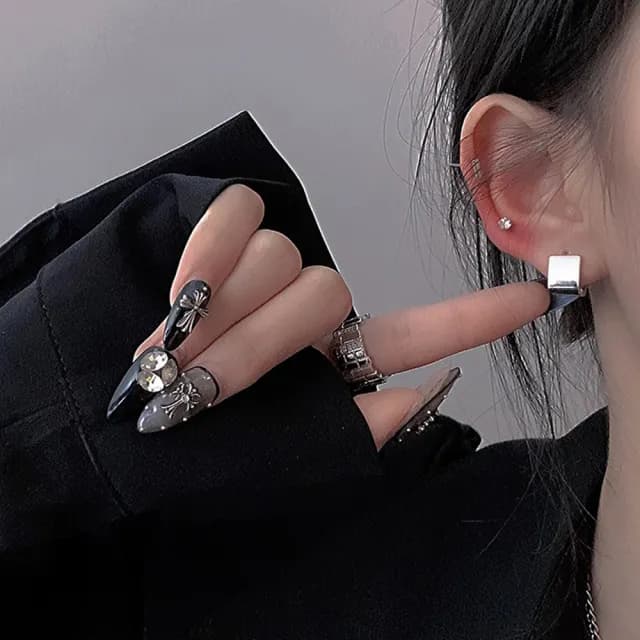 【LEESA】易扣耳環 女孩生日禮物 女友禮物 s925耳環 圈圈耳環 小耳扣 情人節禮物 純銀耳扣 復古