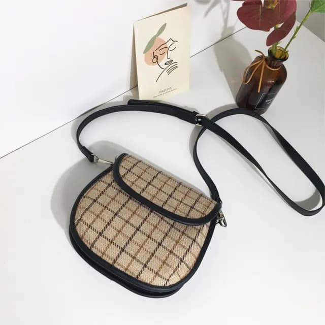 【MoonDy】情人節禮物 包包 女包 馬鞍包 情侶包包 韓系包包 側背包女 斜背包女生 側背包女生可愛 復古馬鞍